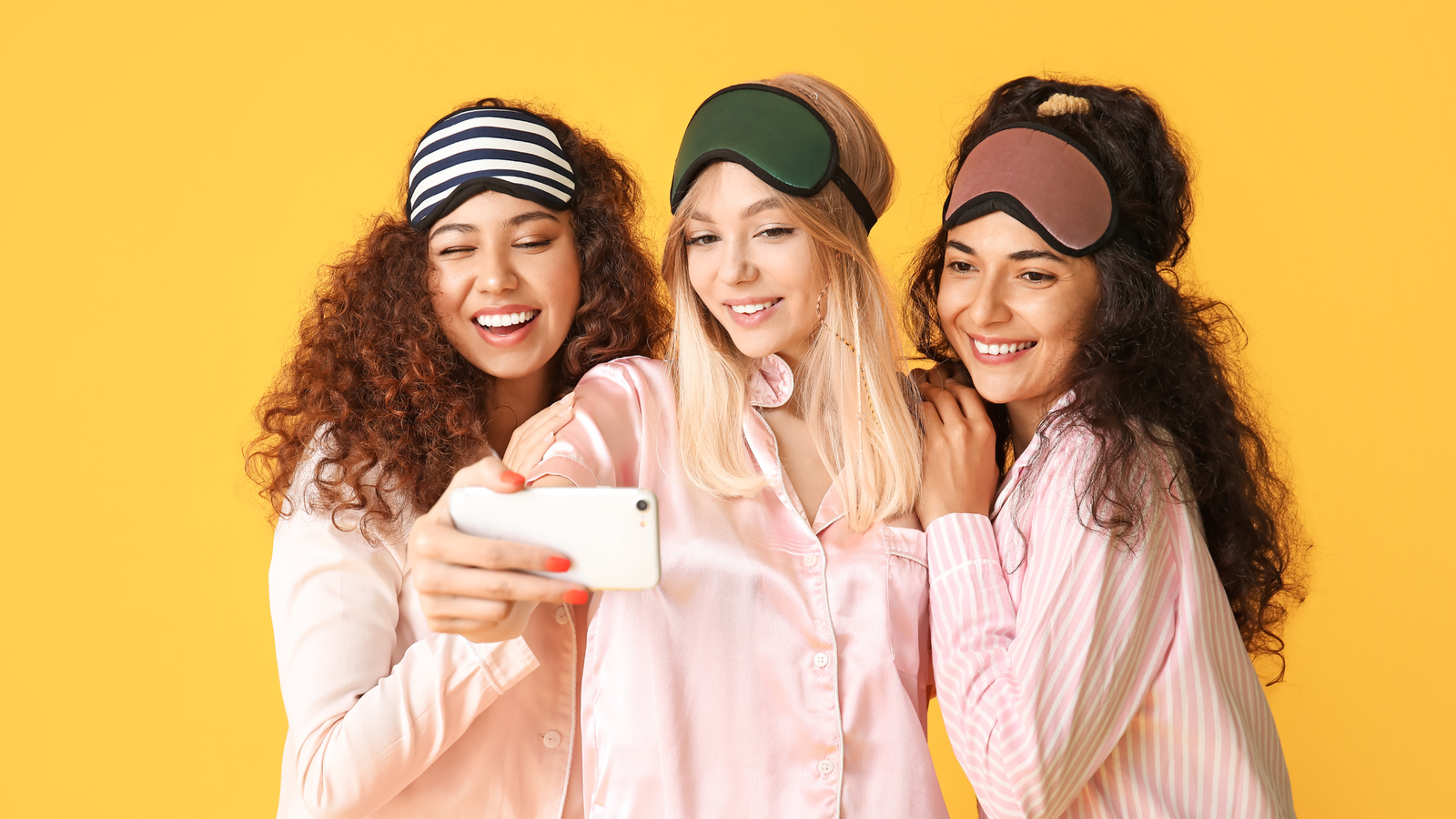 Leia mais sobre o artigo Explorando o Verão: Pijamas Versáteis Dormiê para Noites Quentes